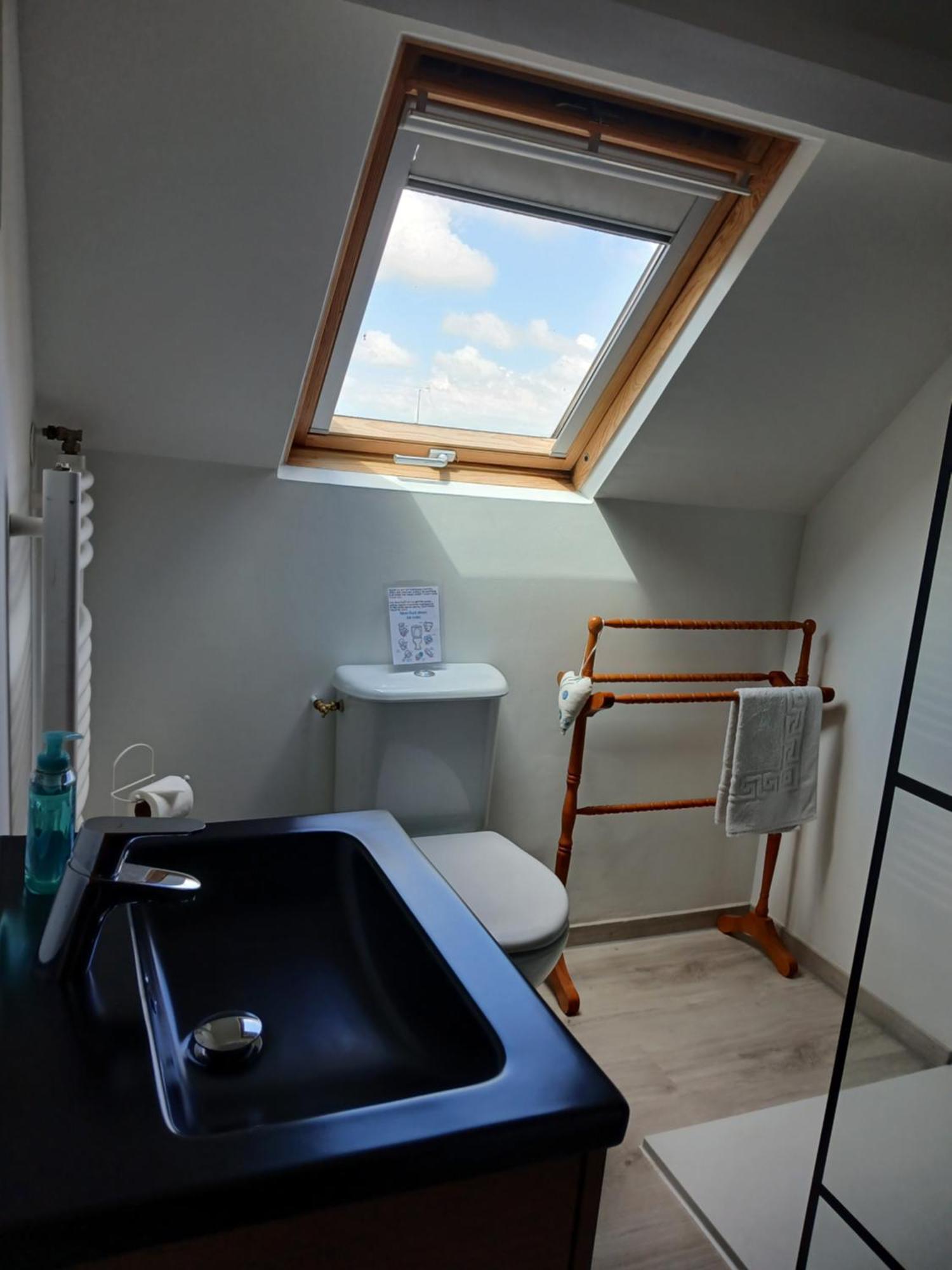 Le Jardin B&B Isigny-le-Buat Kültér fotó