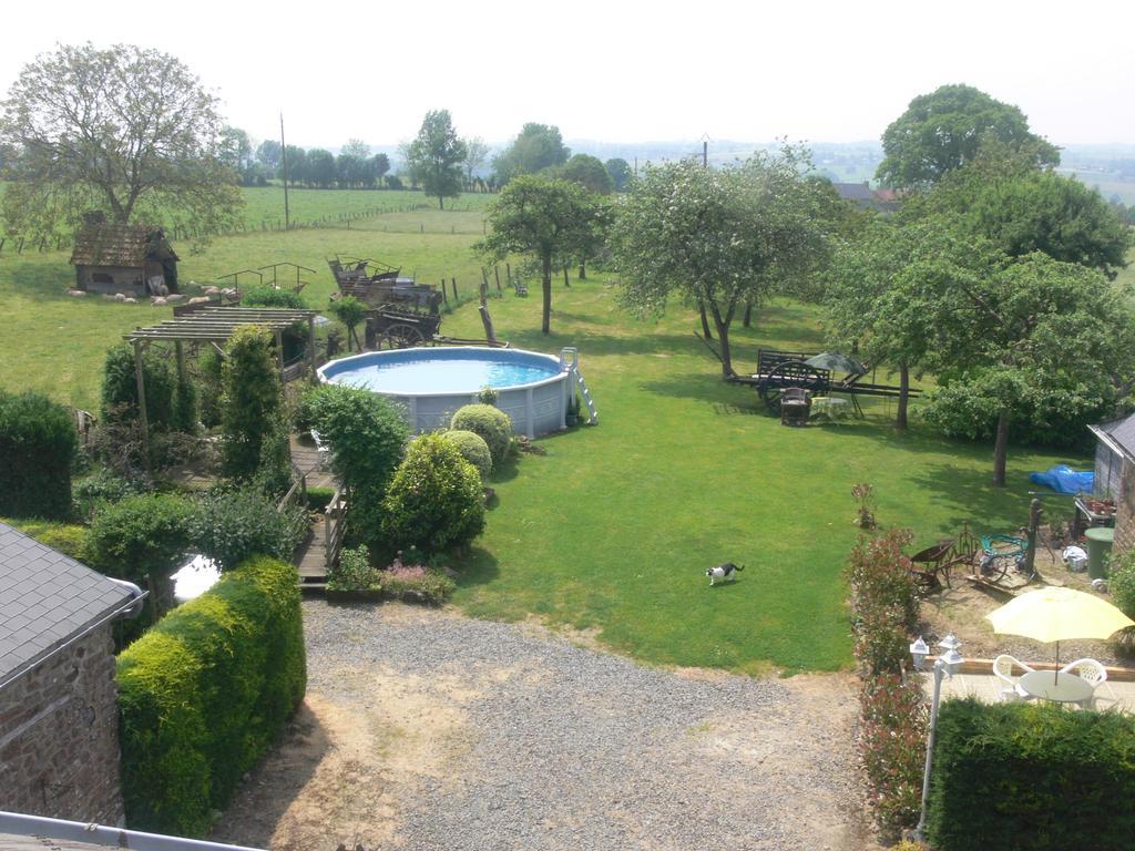 Le Jardin B&B Isigny-le-Buat Kültér fotó