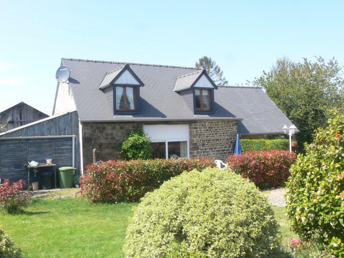 Le Jardin B&B Isigny-le-Buat Kültér fotó